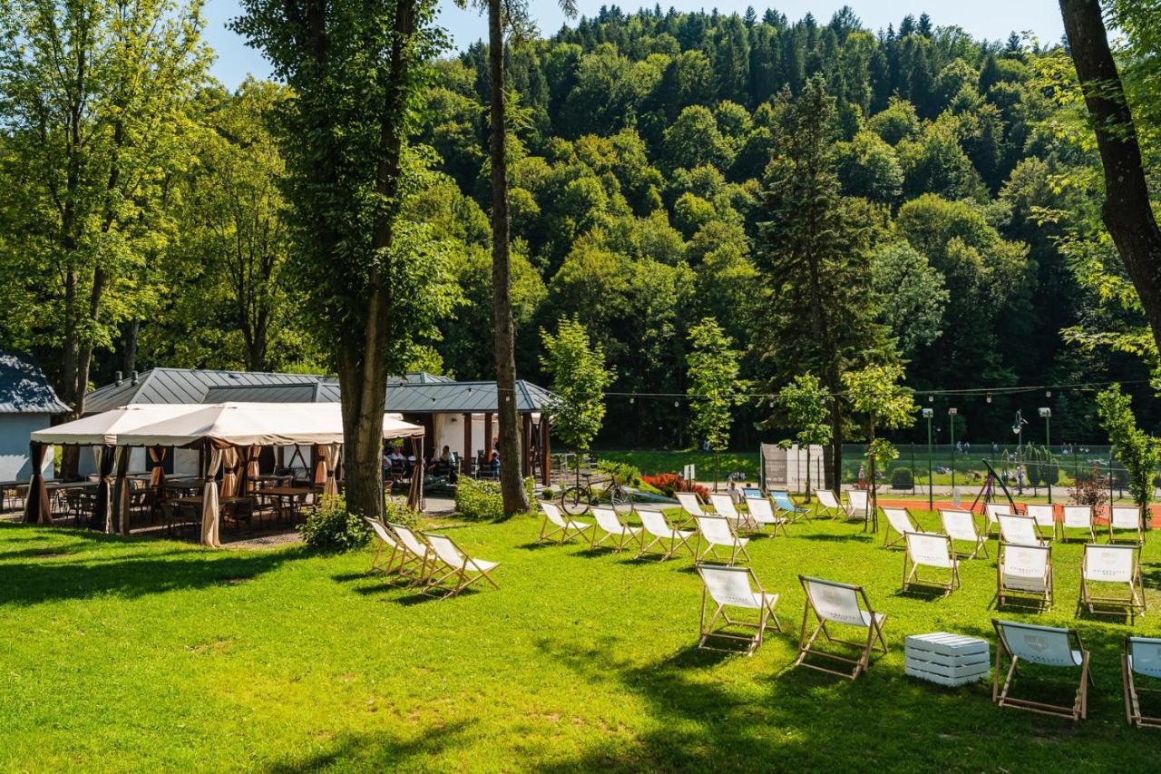 Szczawnica Park Resort & Spa Extérieur photo The spa resort of Bad Segeberg